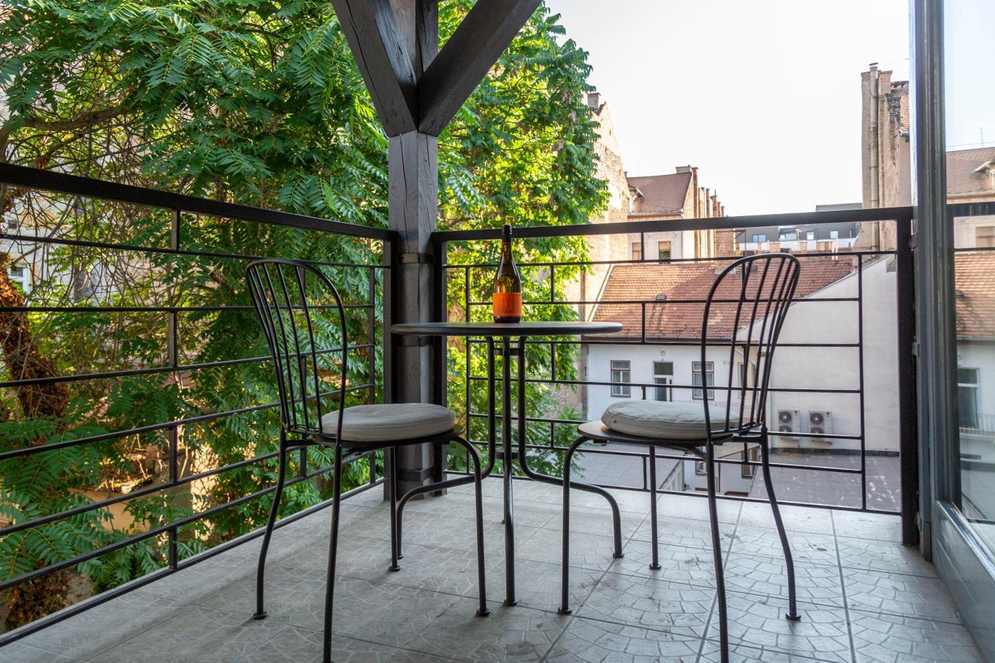 Rustic Central Studios By Lh Budapeste Exterior foto